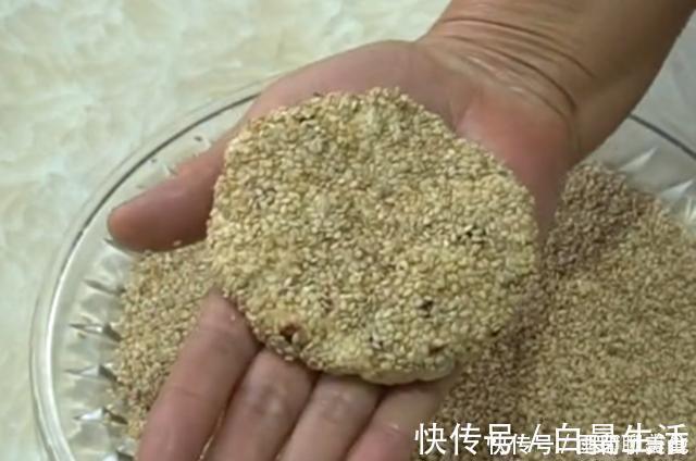 红枣|苹果别直接吃了,加上鸡蛋做成早餐饼,营养好消化,女儿最爱吃