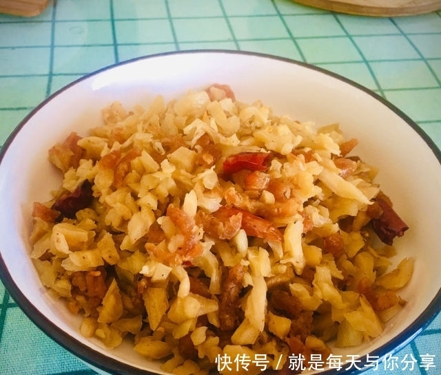 广东菜脯炒海米,咸香鲜美,佐粥佳品