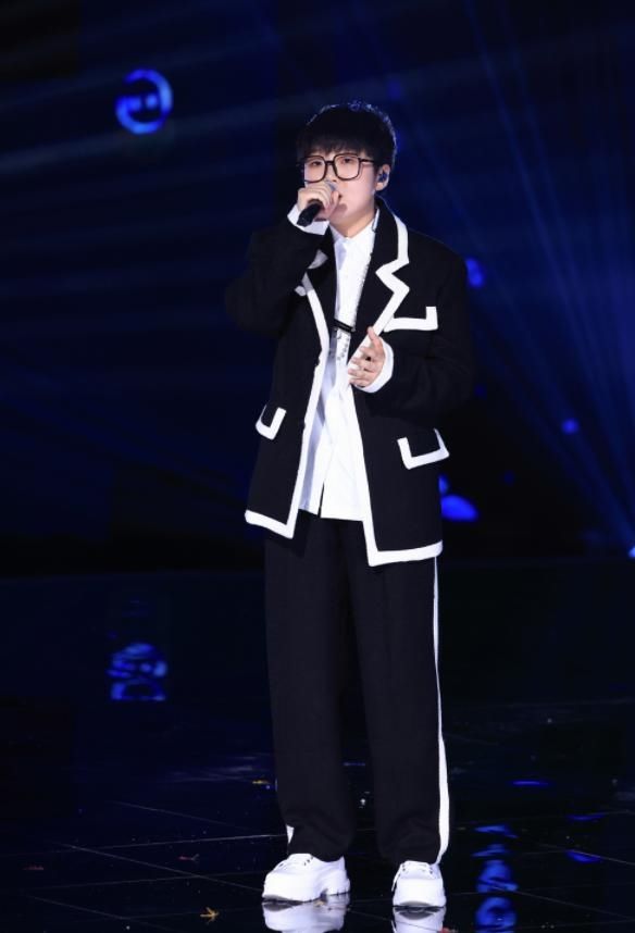 一颗星的夜|好声音：贺三、姚晓棠、陈文非遗憾止步，王靖雯、伍珂玥争夺冠军