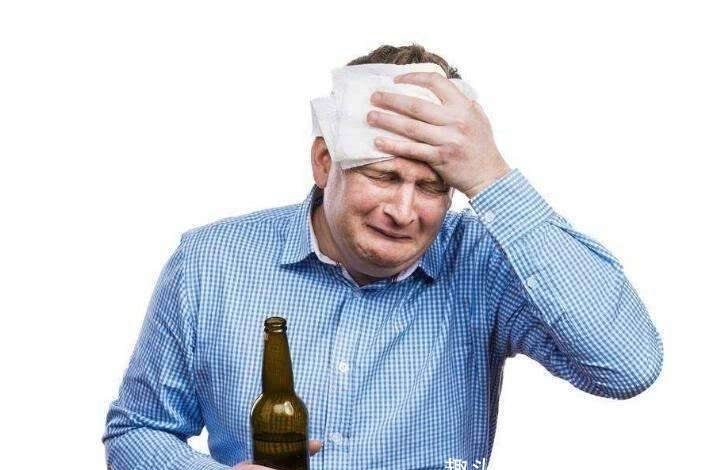 早上|早上起床后出现4种现象,你可能得考虑戒酒了
