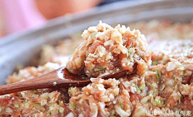 多汁|调饺子馅，生油好还是熟油好？很多人错，难怪饺子不香不油，还腥