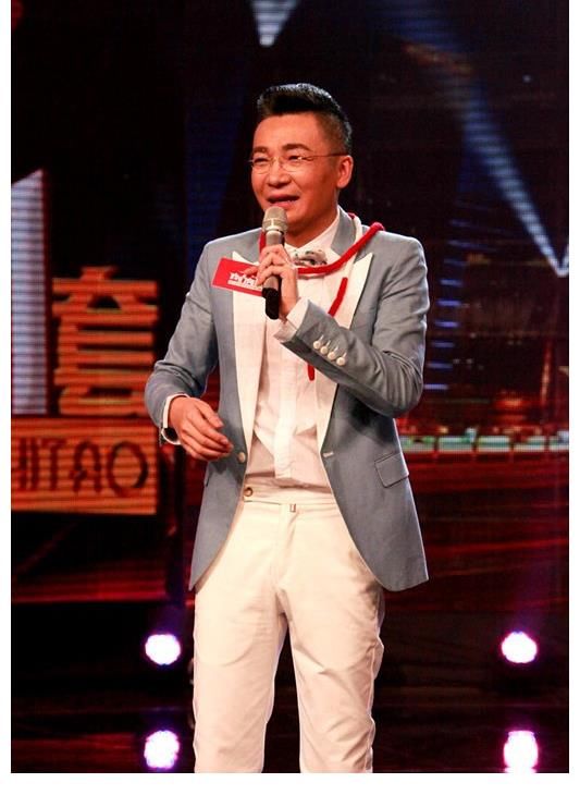 漂亮|高博漂亮的老婆曝光，他没能成央视一哥，在生活中却是妥妥的一哥