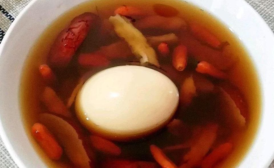 最补血的东西不是红枣,是它,一碗5元,隔天喝一碗,50岁不显老