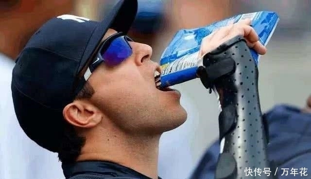 美食|继老干妈后又一“最牛零食”走出国门,成为老外“炫富”的美食