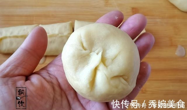 做烧饼别用水,这做法,皮酥里软,喷香,空口能吃撑,比面包都香