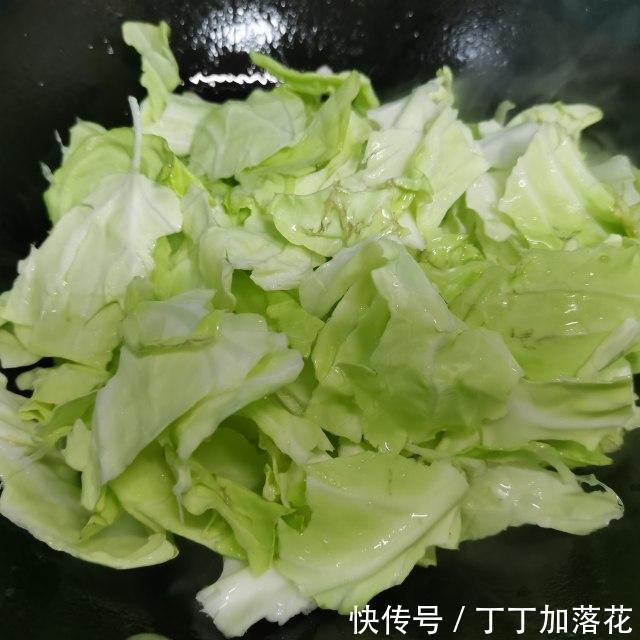 包菜|酸辣包菜，酸辣开味，做法简单