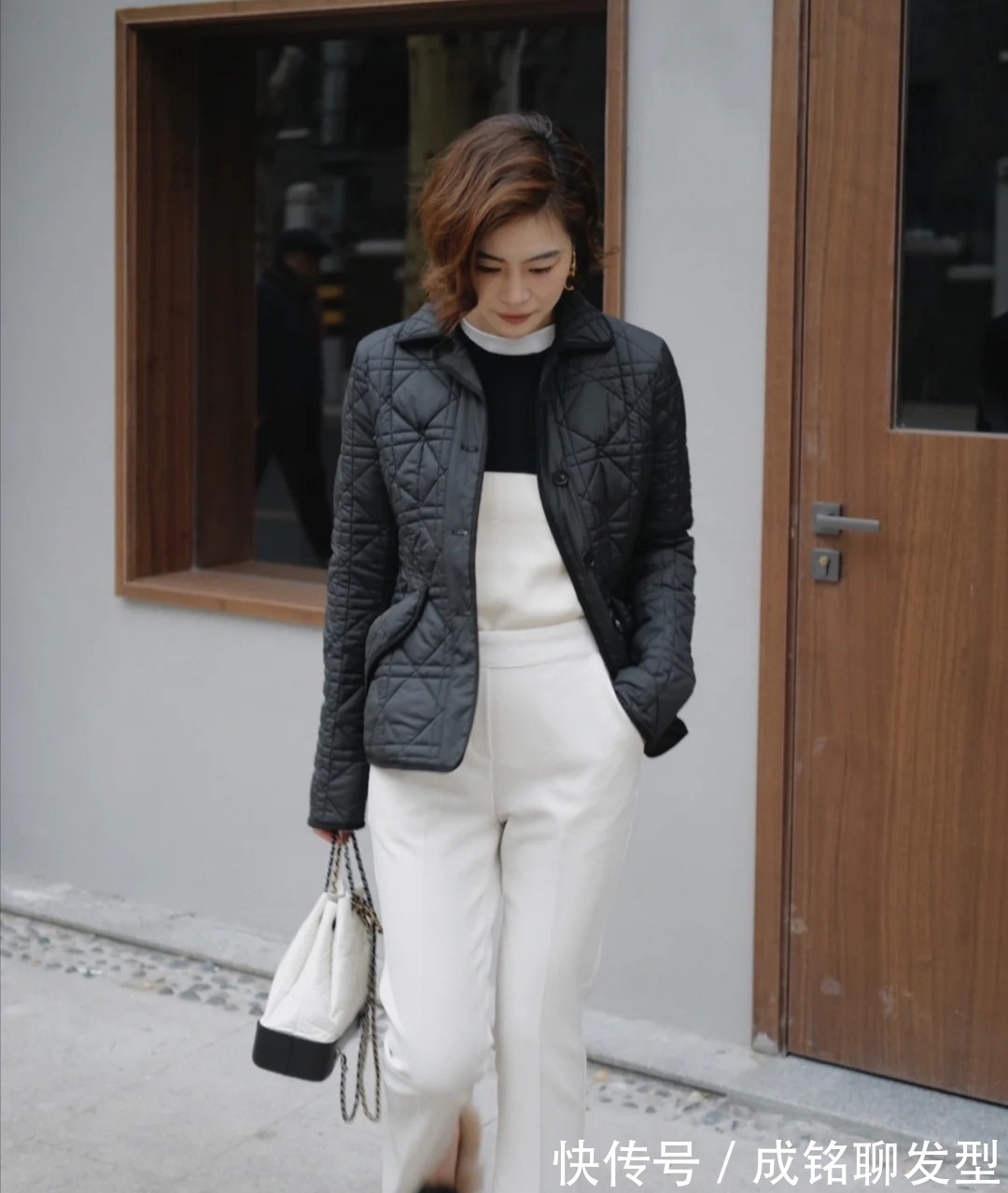 女性|这才是适合中年女性的气质穿搭,端庄得体又高级,时尚精致又减龄