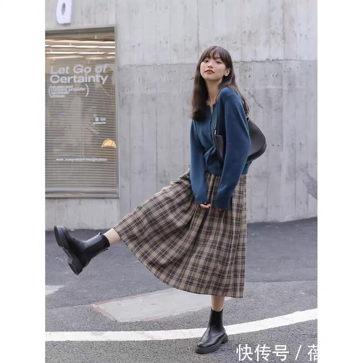 裙装|秋天衣橱里必备“裙装”!学会裙装搭配,让自己成为一枚时髦精