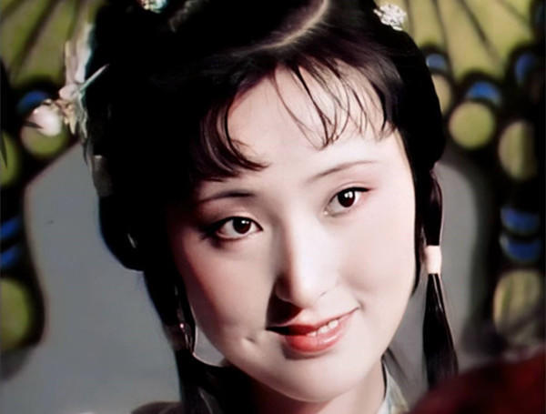 贾宝玉!贾宝玉3次闻到的香气,有多毒?秦可卿、宝钗、黛玉:落入薄命司