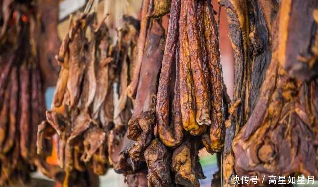 2种食物是孩子记忆力“减速器”,不少孩子都爱吃,家长少给买