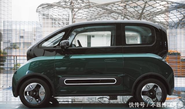 周宸宸|谁说车大才好看?6款时尚配色,未上市的KiWi EV颜值先火