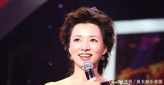 龙洋|诗词大会主持人龙洋错用辛弃疾千古名句,引得康震皱眉,观众质疑