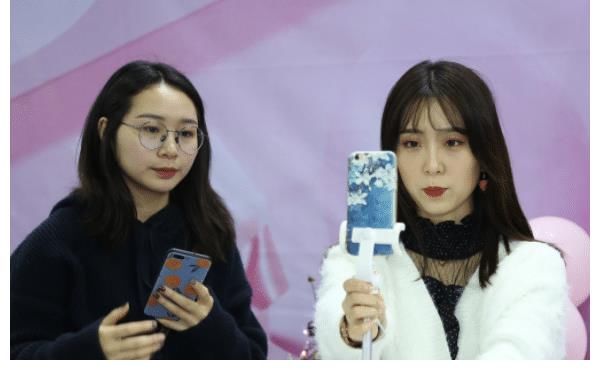 李佳琦團(tuán)隊(duì)被抓是假，為罪魁禍?zhǔn)椎呐智驍?shù)據(jù)，干的事也太牛了吧