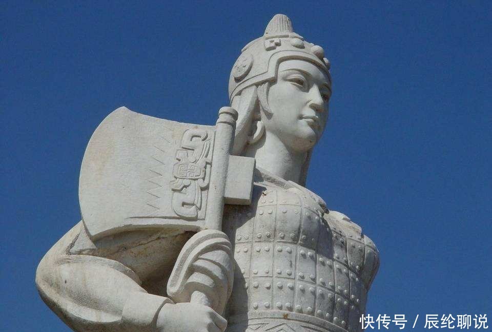 研究|妇好墓出土一个鸟爪形“暗器”,专家经过研究说:它应该是铜鐏