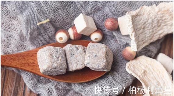 衰老|女人想要延缓衰老,建议常吃2物、喝2水,肤色或越来越好