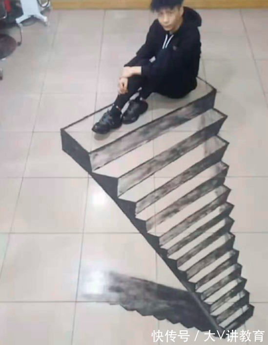 以假乱真&美术生作品“以假乱真”,老师看后都难以分辨,网友:高手在人间