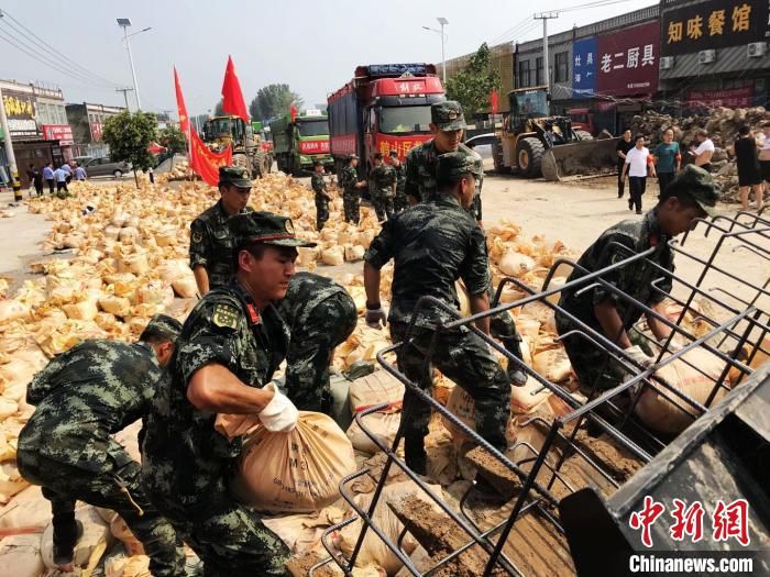 浚县|直击河南浚县决口抢险：各方力量汇集 封堵连夜推进