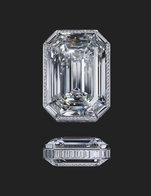 原石!向标志性五号香水致敬 香奈儿切割出重达55.55克拉钻石项链