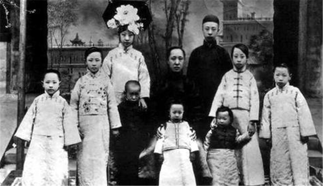 不见|爱新觉罗家族还有后人吗为何不见他们来清东陵、清西陵来祭拜