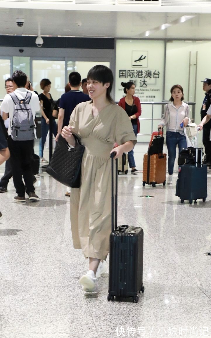 模特|刘翔妻子挺有个性的,鲻鱼头配长裙挺混搭,身上有模特的高冷气质