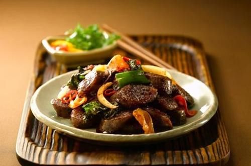 徽菜|不南不北的阜阳菜，到底属于八大菜系中的哪个菜系