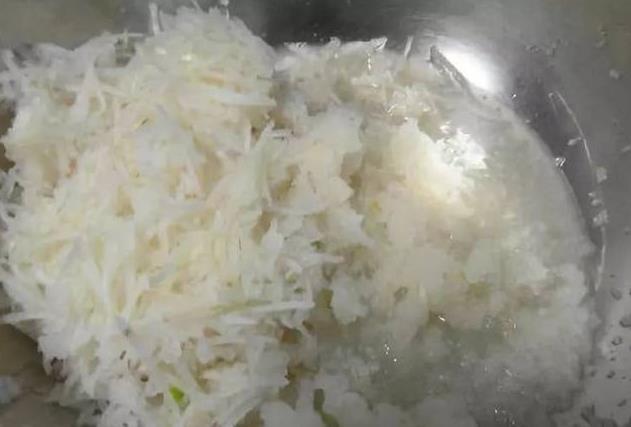 卜饺子|萝卜做馅,直接包还是焯水?都不对,难怪不好吃,教你做法,真鲜