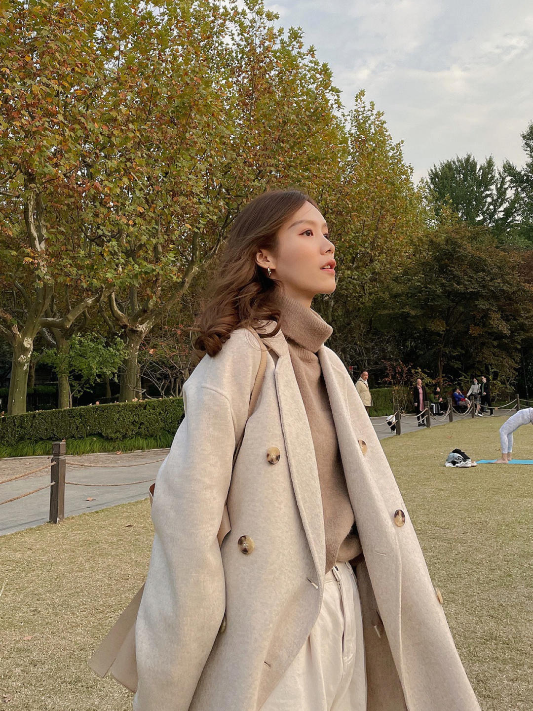 黄黑皮|这些才是“高领毛衣”的正确打开方式,保暖舒适显气质,百搭时髦