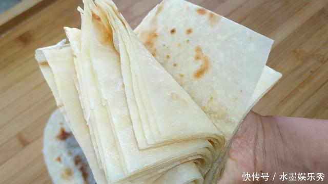烙饼|烙饼为什么发干发硬大多人以为用开水烫面,抹很多油,其实都错