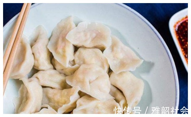 荠菜|鲜美可口的饺子，一口下去鲜香四溢，太香了！