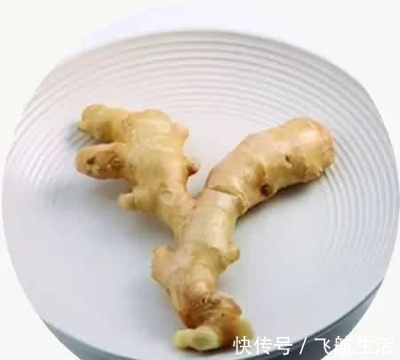 代茶饮|生姜加一宝,一种新的吃法,治头疼,体内再也没湿毒