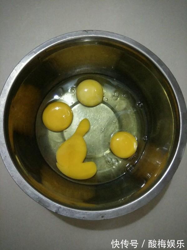 黑芝麻 白发最大的“克星”,家家户户有,常吃头发乌黑,再也不用染发了