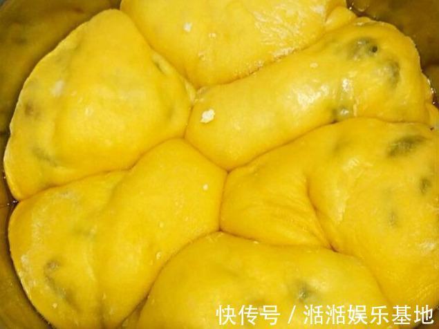 烤箱|懒人面包家常做法，不用烤箱不用电饭煲，出锅柔软蓬松，真香