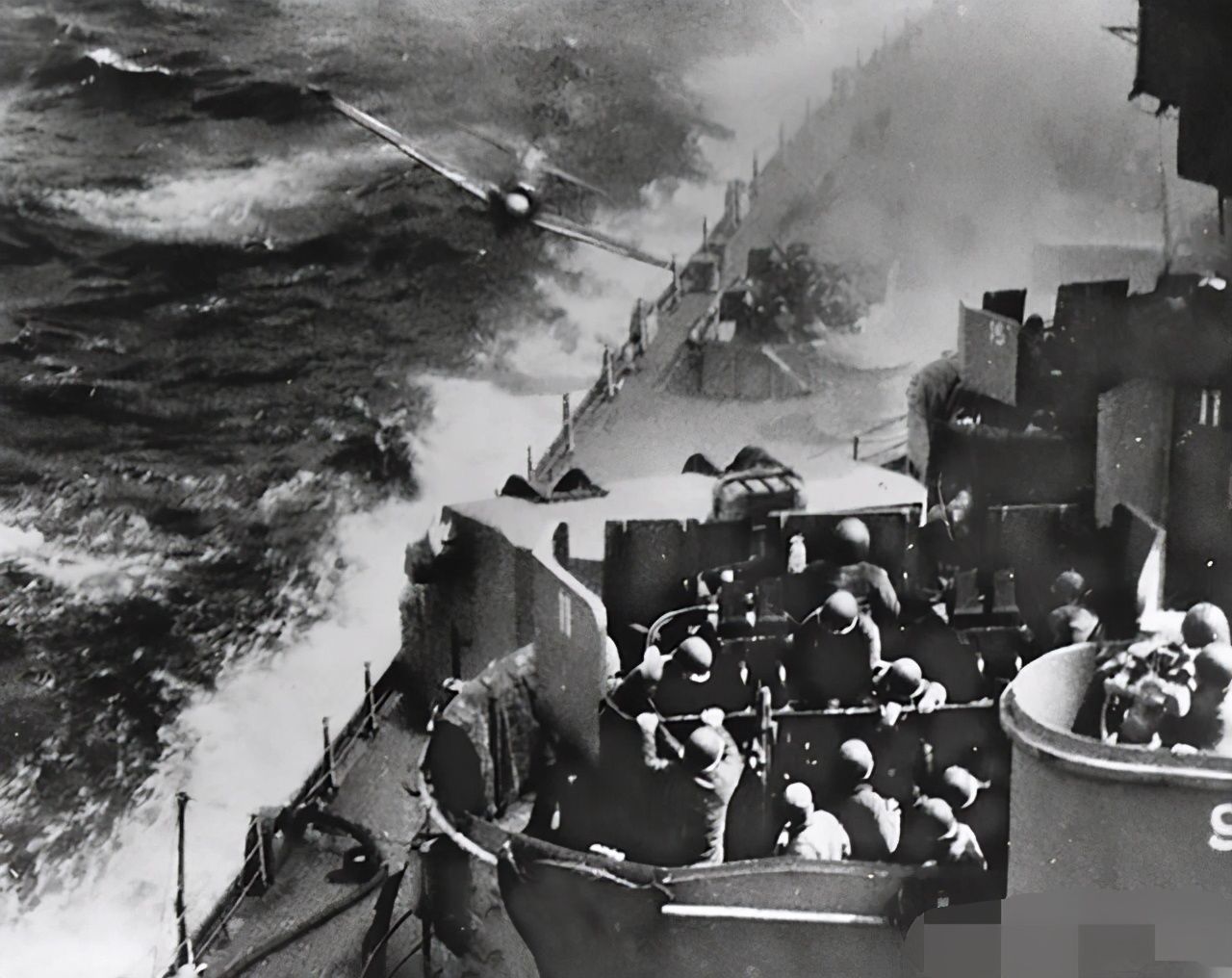 神风特|各国都有敢死队，为什么只有日本“神风特攻”受到那么多批评？