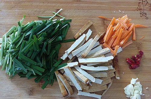 豆腐干|它是天然“通便菜”,三天两头吃,排出隔夜黑宿便,比开塞露强