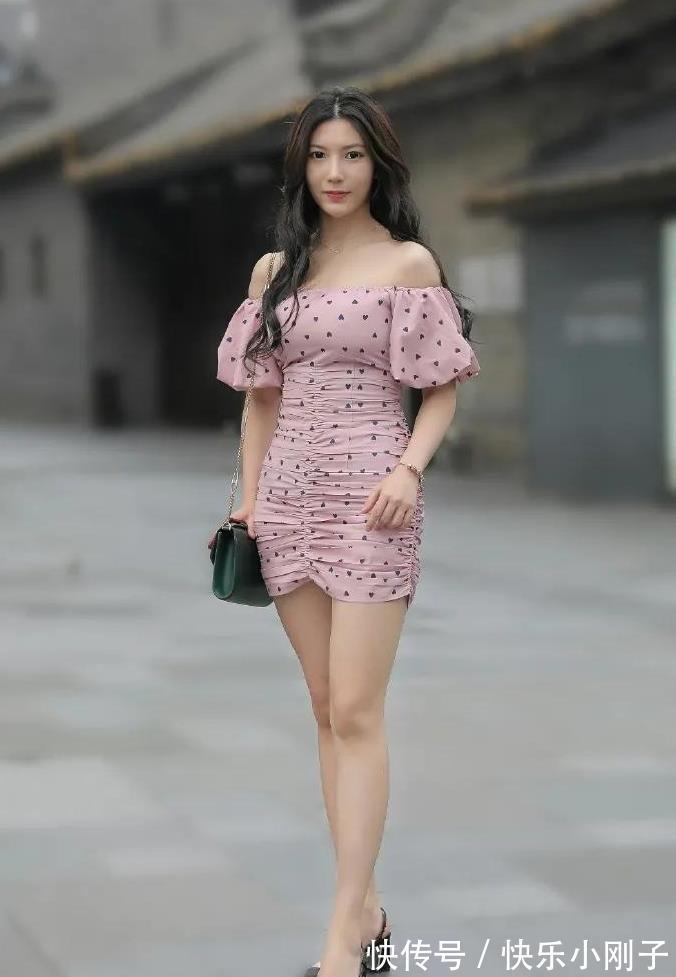 芳华|非常迷人的微胖女孩,一看就是“女强人”,真的很想带她环游世界