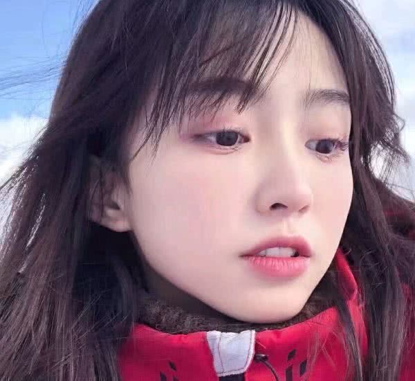 圆脸|3种脸型的女生,不要选择留刘海,显老不止十岁