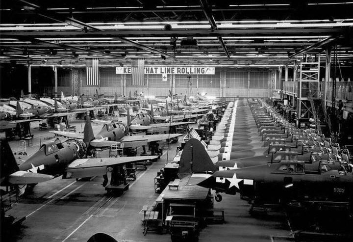 次世界大战|二战开始后，美国参战前在干什么？看完才知：什么叫当年真惹不起