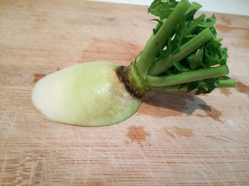 去鱼鳞原来很简单，只需一个塑料袋，干净卫生不脏手，真实用