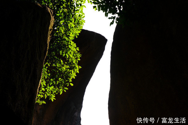 梅岭狮子峰，南昌第一山，怪石奇洞不输黄山，悬崖秋千、滑翔伞、玻璃漂流个个刺激