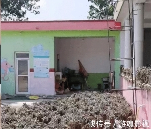 星光大道农村选手现状:朱之文捧儿媳、草帽姐炫富,阿宝穿女装