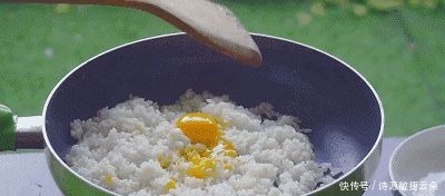 蛋炒饭,先炒蛋还是先炒饭,第1步就做错了,难怪不好吃!