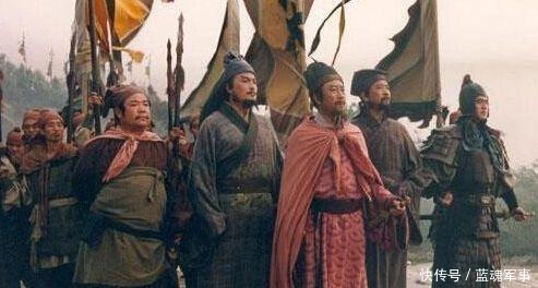  雷横|《水浒传》中名气并不大的朱仝，为何能坐上第十二把交椅