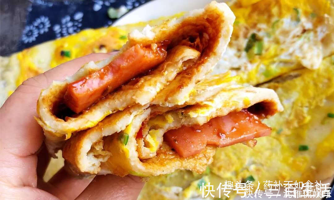 黄豆酱|巨好吃的早餐鸡蛋饼，简单易学，10分钟做了3张，营养爆棚！