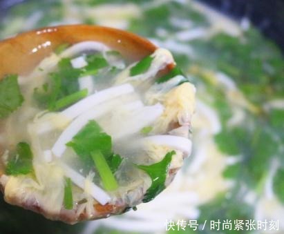 9月最好喝的汤,简单几步就能做好,营养高味道棒,5元煮一锅!