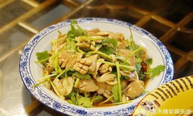  中国“最嗜甜”的城市，外地游客第一次去吃饭几乎崩溃：难以下咽
