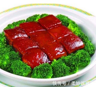 大厨教你正宗扣肉做法,肥而不腻,看得直流口水,在家就能自己做