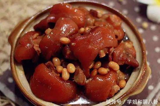 炖猪蹄，牢记“3个”小窍门，猪蹄味道香，无腥臭味，软烂美味