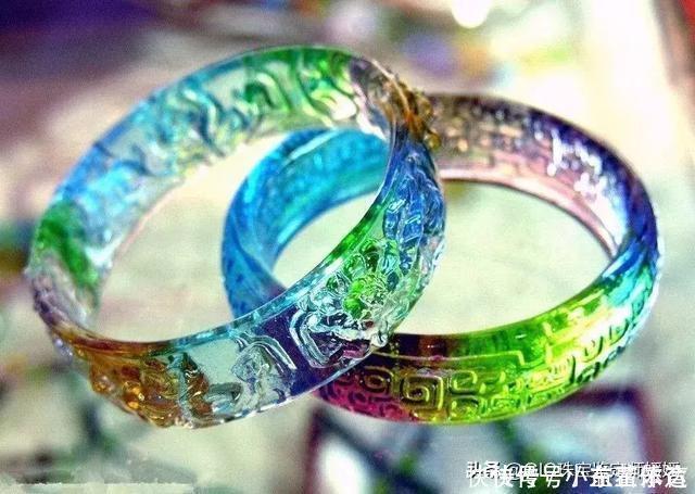 琉璃|三大知名“假”珠宝,工艺大过于材料价值,需要思考值不值得买!