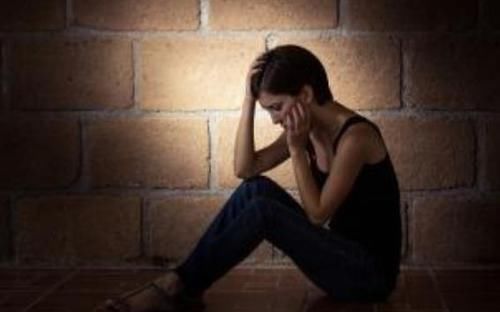 情绪|为什么女人易患抑郁症,可能很多人不太清楚,花点时间看看吧