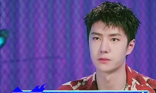 眼界|《街舞》王一博另有使命!眼界不同以往了,神情变得严肃